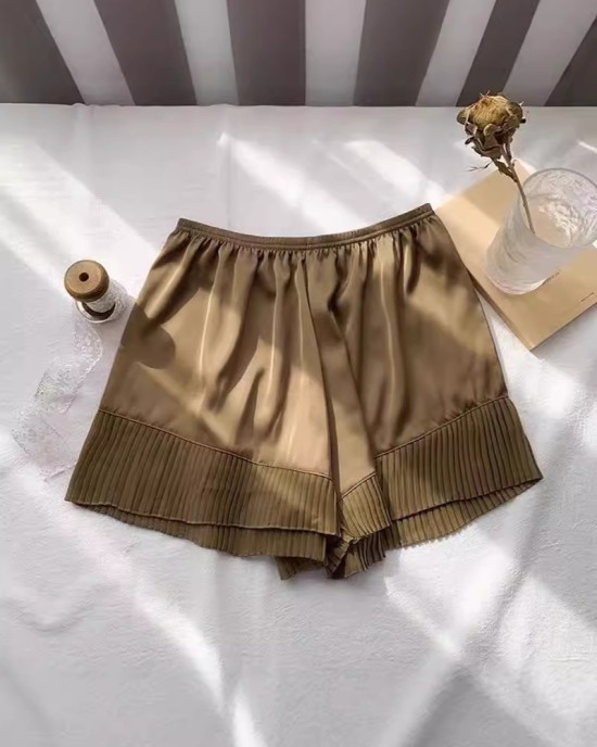 Pants anti-glare female summer can be worn outside the thin section of breathable loose ice silk bottoms shorts ruffled lace does not roll edge