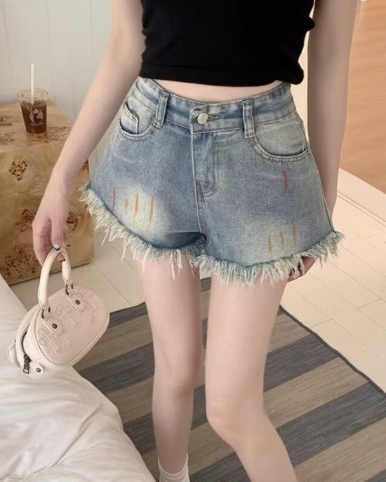 Raw edge denim shorts female summer thin gradient design sense hundred pants American high street casual shorts