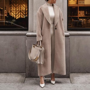 Warm coat in autumn and winter Long sleeve lapel women's plush coat women's coat